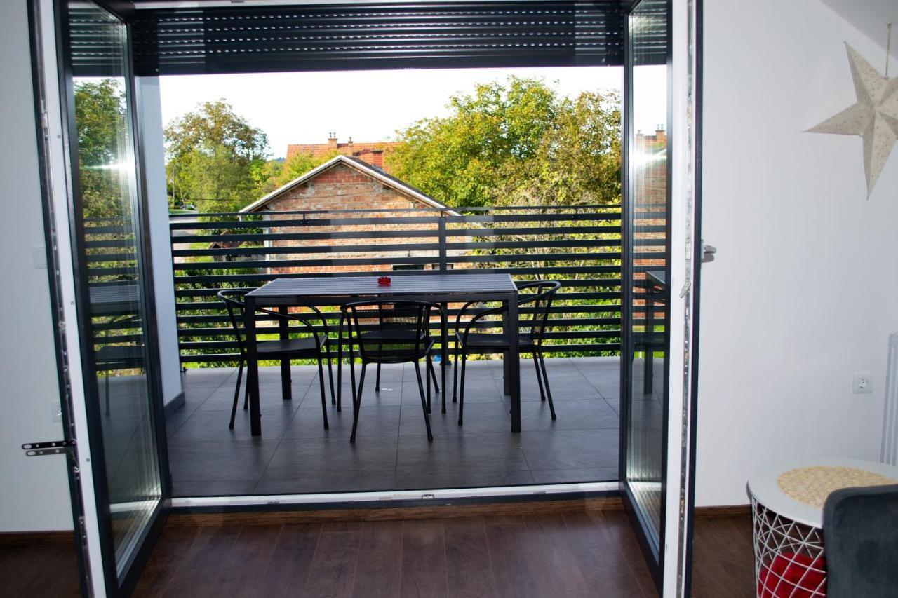 Kraljeva Hiza - Apartmani I Sobe Kralj สเวติ มาร์ติน นา มูรี ภายนอก รูปภาพ