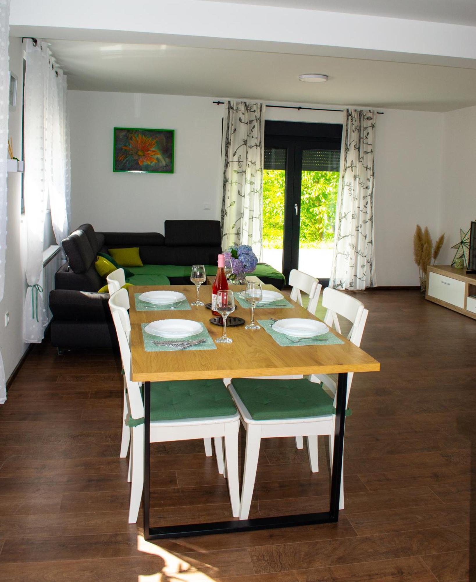 Kraljeva Hiza - Apartmani I Sobe Kralj สเวติ มาร์ติน นา มูรี ภายนอก รูปภาพ